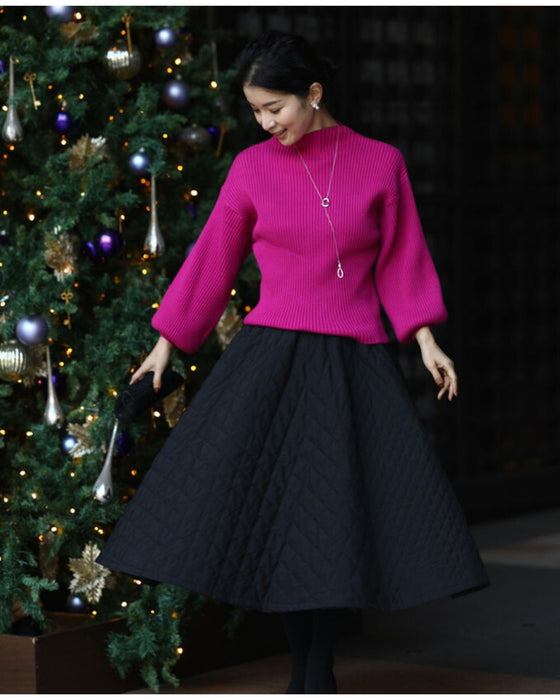 長袖ポワンとオフネックのニットトップス