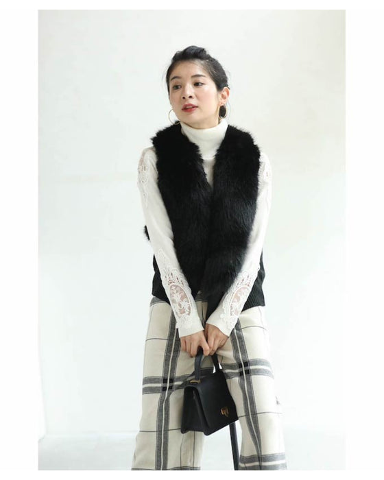 A fur vest for beginners that doesn't look flashy and looks neat