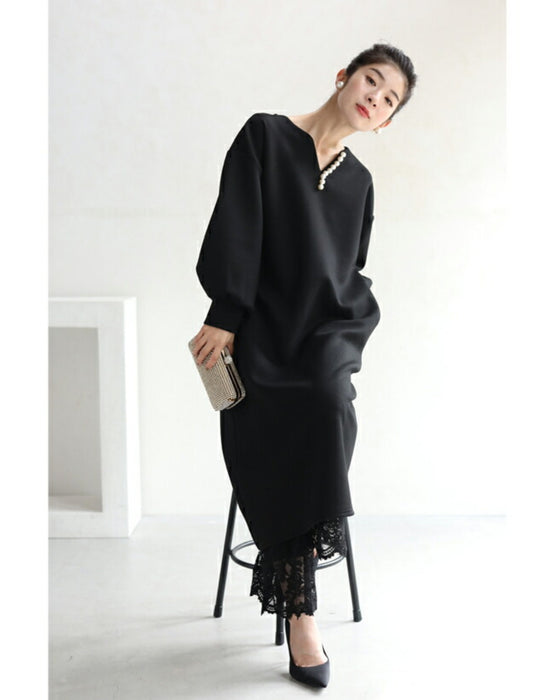 艶めくパールが流れるロングワンピース