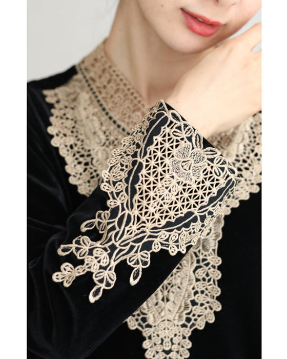 アンティークレースの艶ベロア調ミディアムワンピース