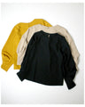 Feminine blouse with floppy sleeves