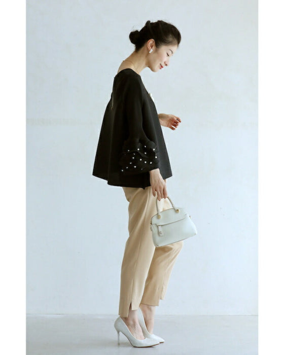 パールを纏う花袖のプリーツプルオーバートップス