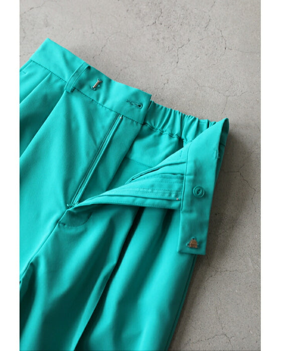 Stain-resistant colored tuck pants