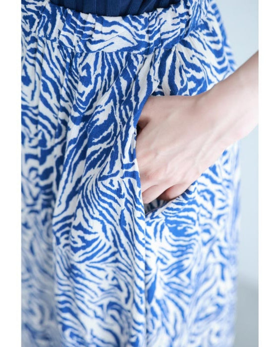 (Petticoat included) A cool and refreshing long skirt with an animal print