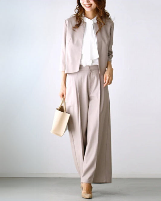 Ehrestyle original! I prefer pants! A "beautiful suit" that's not too cool