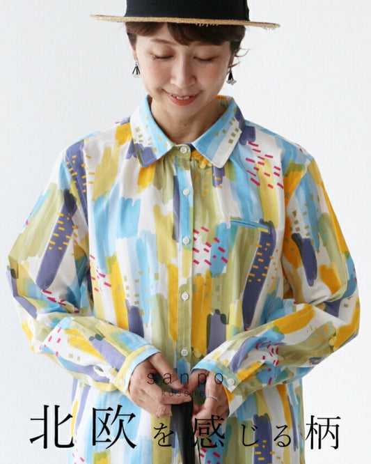 北欧を感じる柄トップス