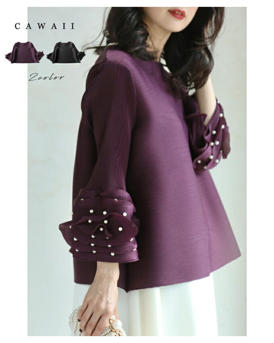 パールを纏う花袖のプリーツプルオーバートップス