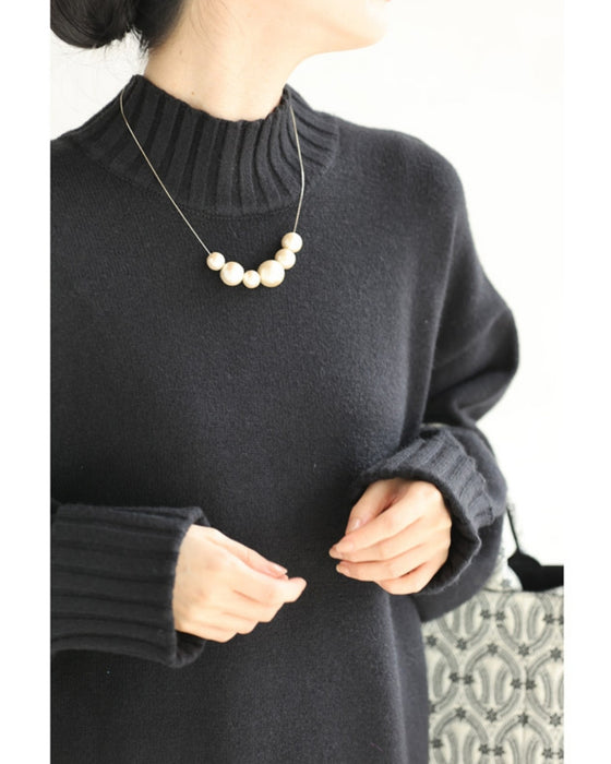 お尻まですっぽり隠す。ゆったりニットプルオーバートップス