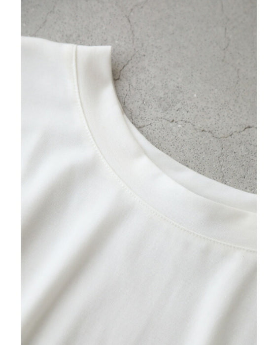くびれラインタックのTシャツトップス
