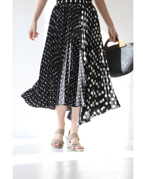 大人が穿けるドットスカート
