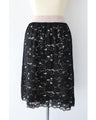 【セール商品返品交換不可】浮かぶ黒花レースのミディアムスカート
