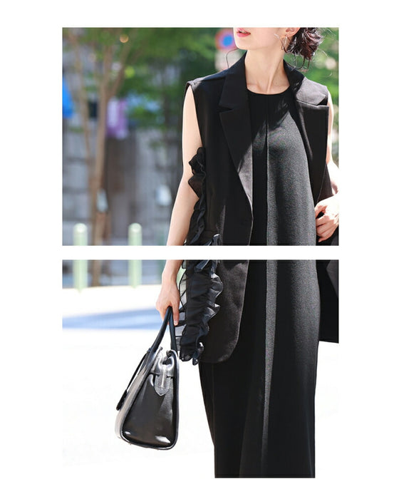 A simple one-piece dress that shows off your cute and unique style