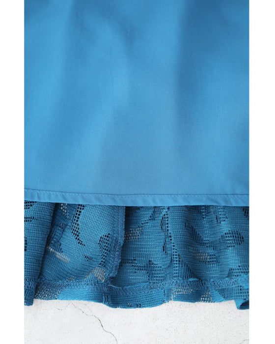 アラベスク模様浮き立つマーメイドラインスカート