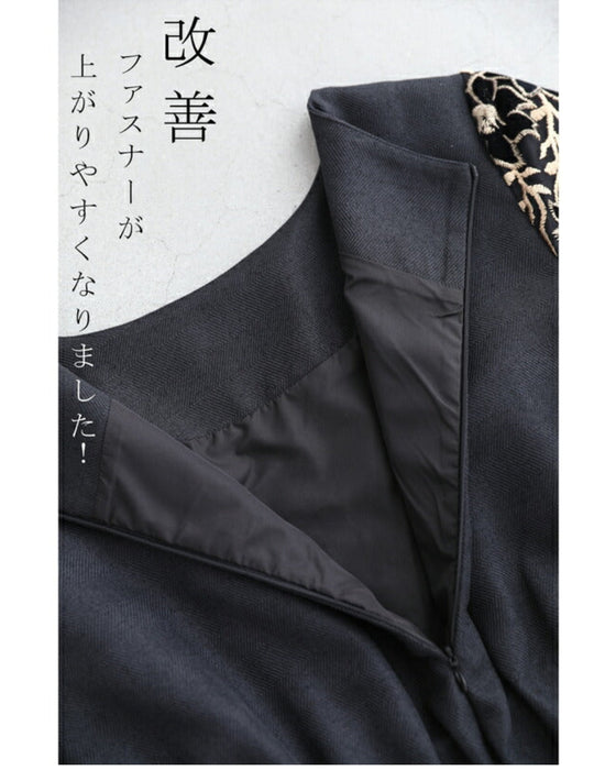 Black tuck dress with floral lace sleeves (black)