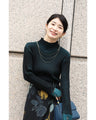 Optical illusion shadow line knit