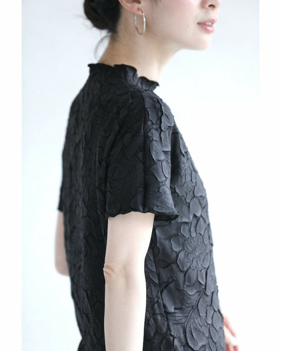 彫刻花トップス
