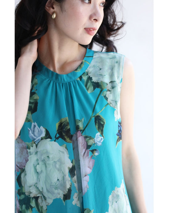 透明感溢れるシアーな花画ミニワンピース