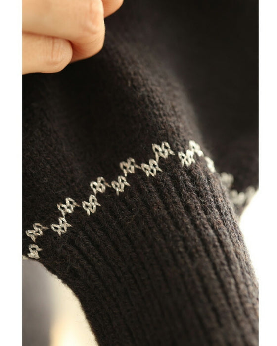 Knitted cardigan with flowers drawn with beads and jewels