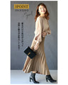 Feminine blouse with floppy sleeves
