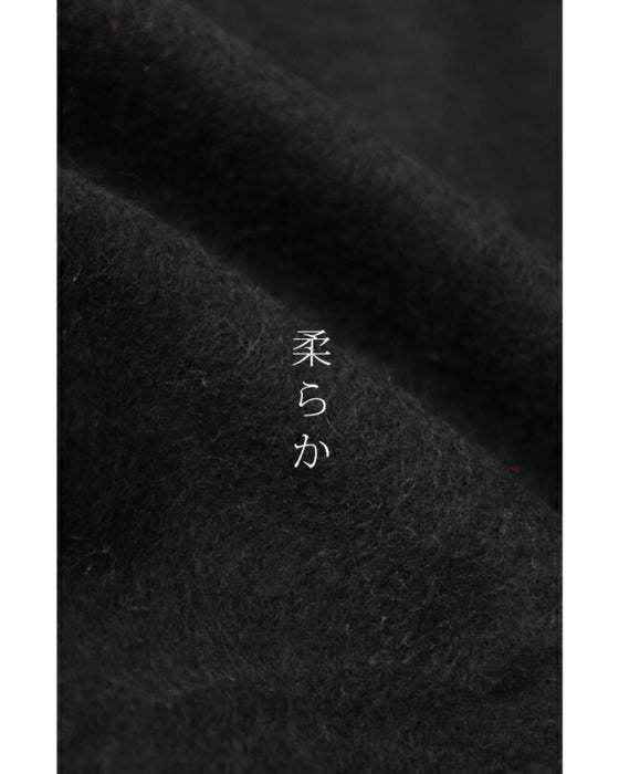 上質な肌触り。立体花刺繍のストール