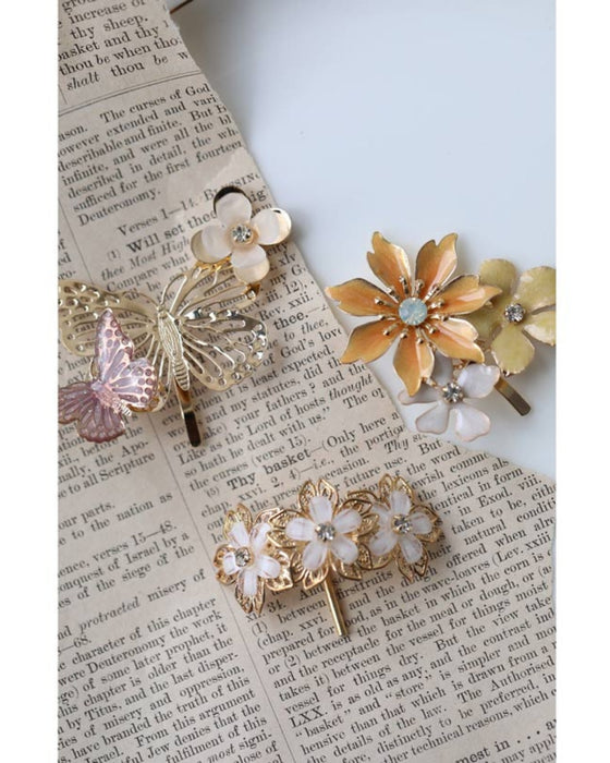 いつものスタイルに咲かせる花と蝶々のヘアアクセサリー