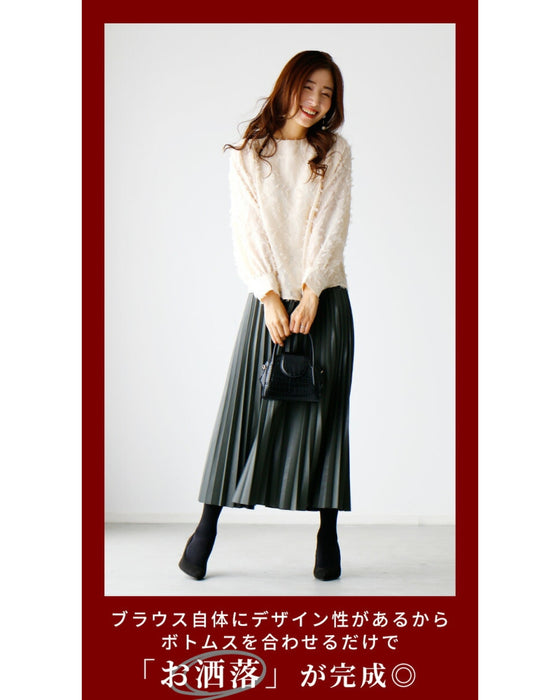 繊細な華やかさ大人のための着映えブラウス