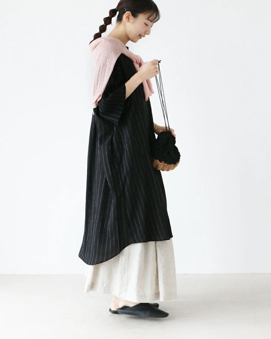 Elegant and cute knitted cardigan