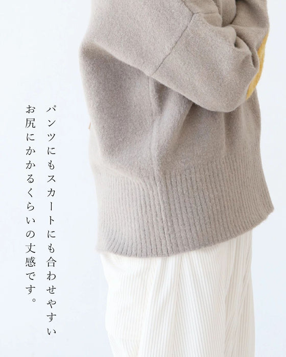 寒い季節も笑顔になれるスマイルニット