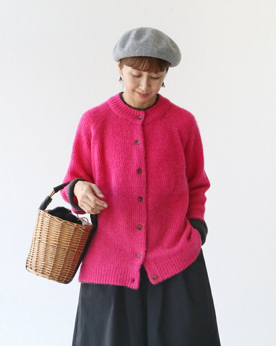 Knit cardigan with contrasting sleeves that can be worn front or back