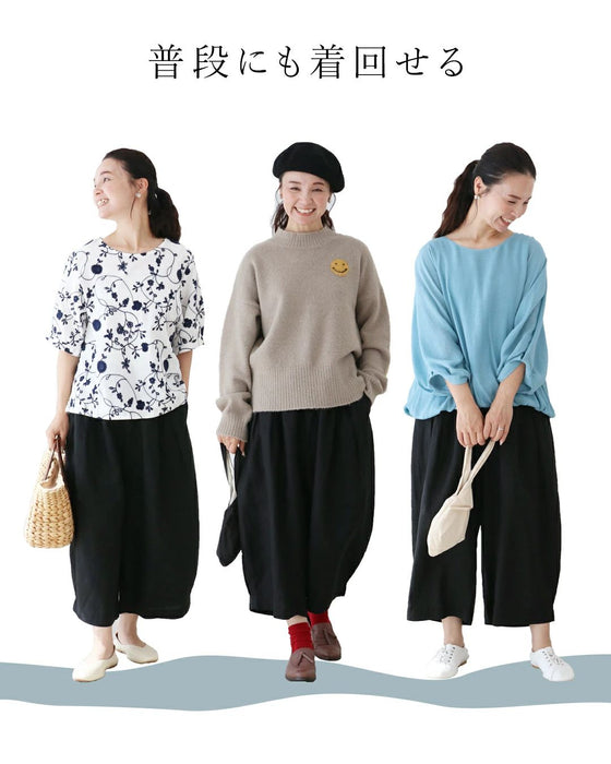 リネン素材のパンツ