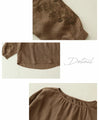 A top with puffy sleeves for a gorgeous look