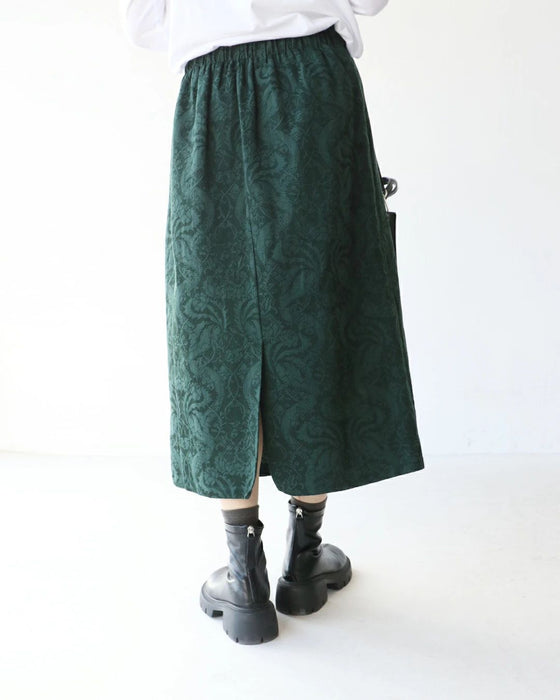 A skirt that makes you look classy and stylish