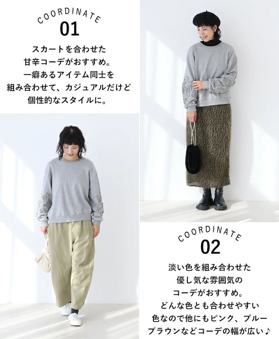 Loop-drawn floral sweatshirt