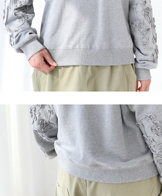 Loop-drawn floral sweatshirt