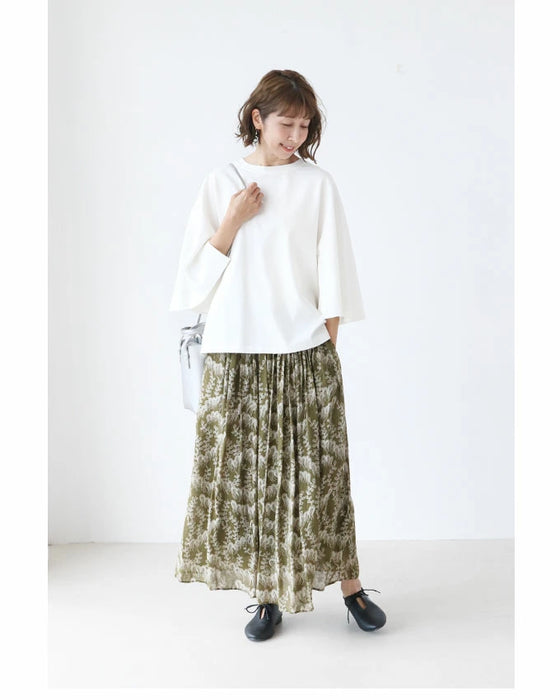 A supple skirt that looks like embroidery but isn't.