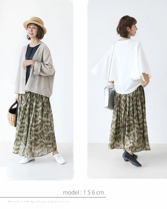 A supple skirt that looks like embroidery but isn't.