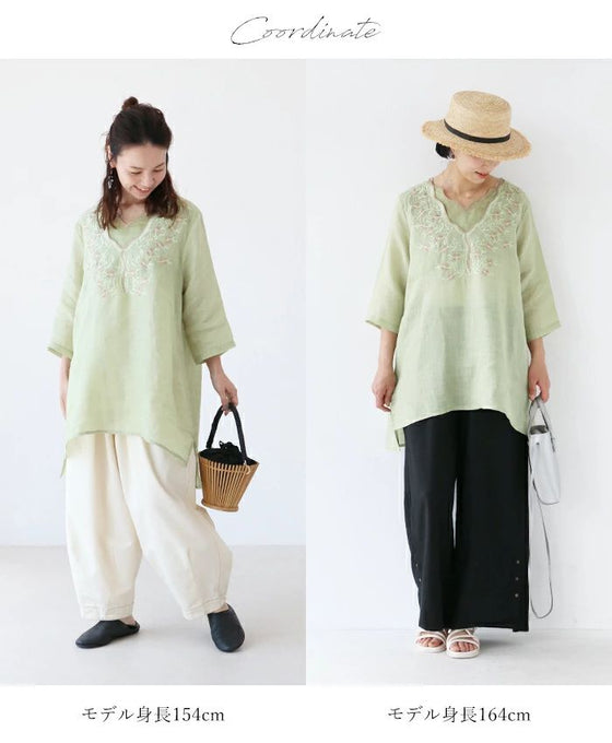 重ね着風襟と配色花刺繍トップス