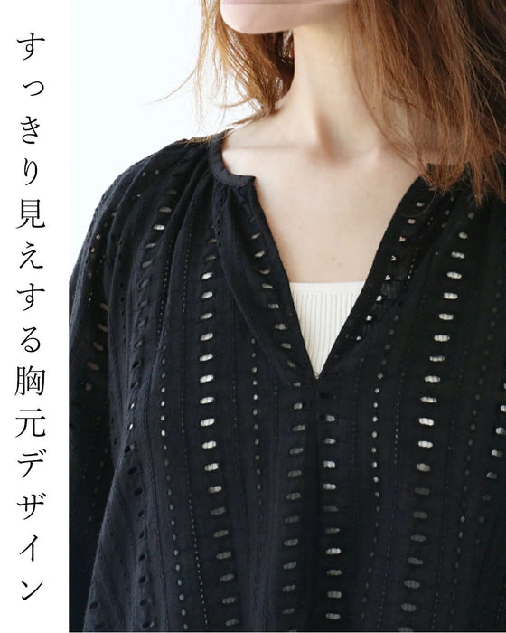 A classy and cool tunic with cutwork