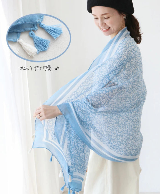 Gorgeously blooming fringe stole