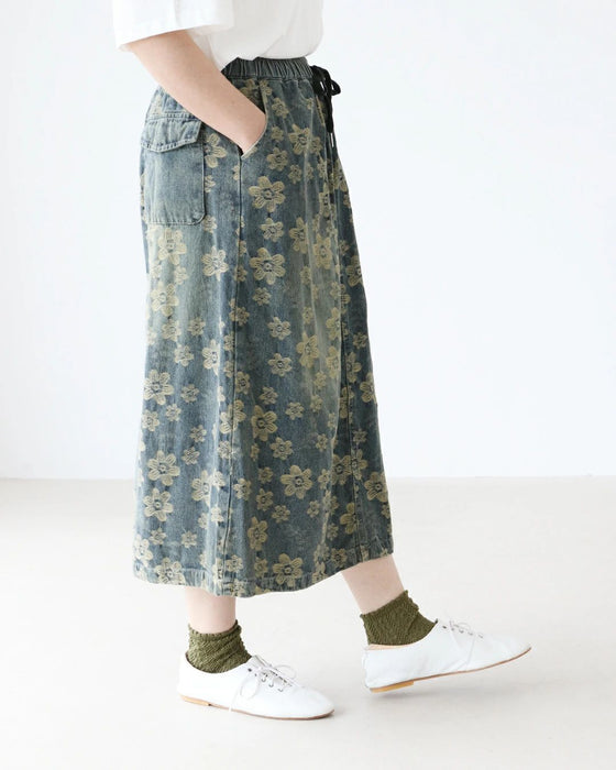 花織りの、さりげない華やぎ。 デニムスカート
