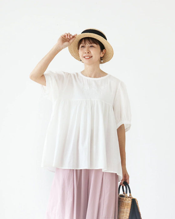 涼やかな彩りと、やさしい着心地