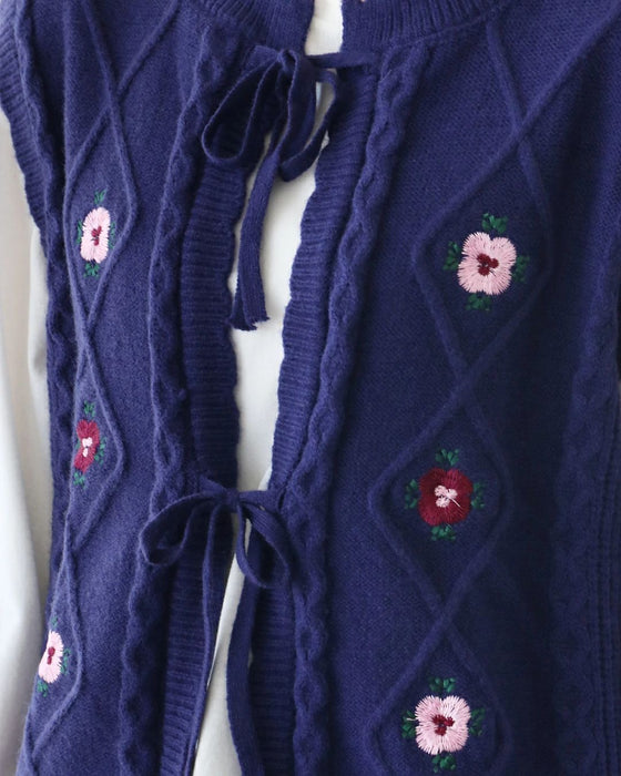 Flower embroidery front open vest