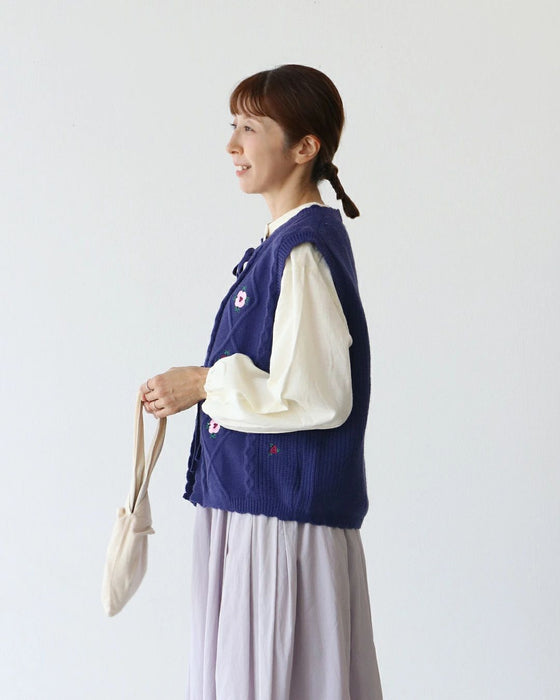 Flower embroidery front open vest