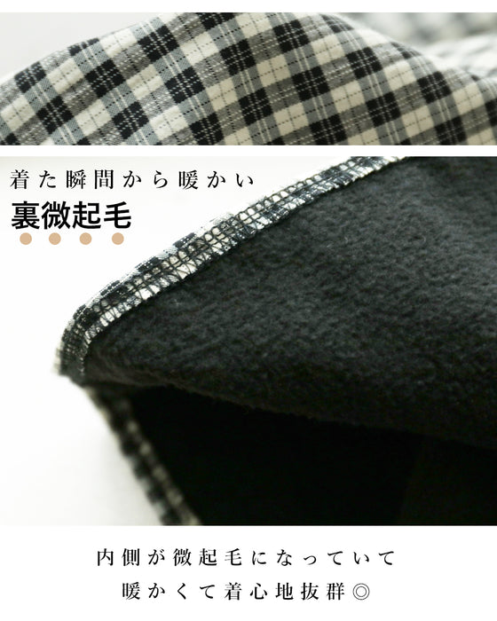 遊び心のあるパッチデザイン シャツ