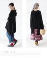 Loose knit poncho A poncho that covers your body shape
