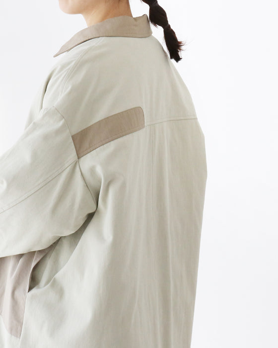 取り外し可能なライナー付きコート