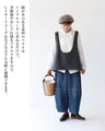 U-neck quilted vest made of warm material