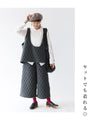 U-neck quilted vest made of warm material