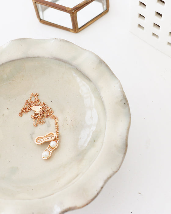 パールピーナッツネックレス