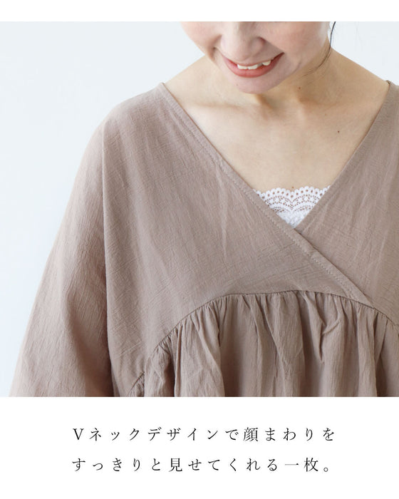 顔周りすっきりスキッパーネック トップス